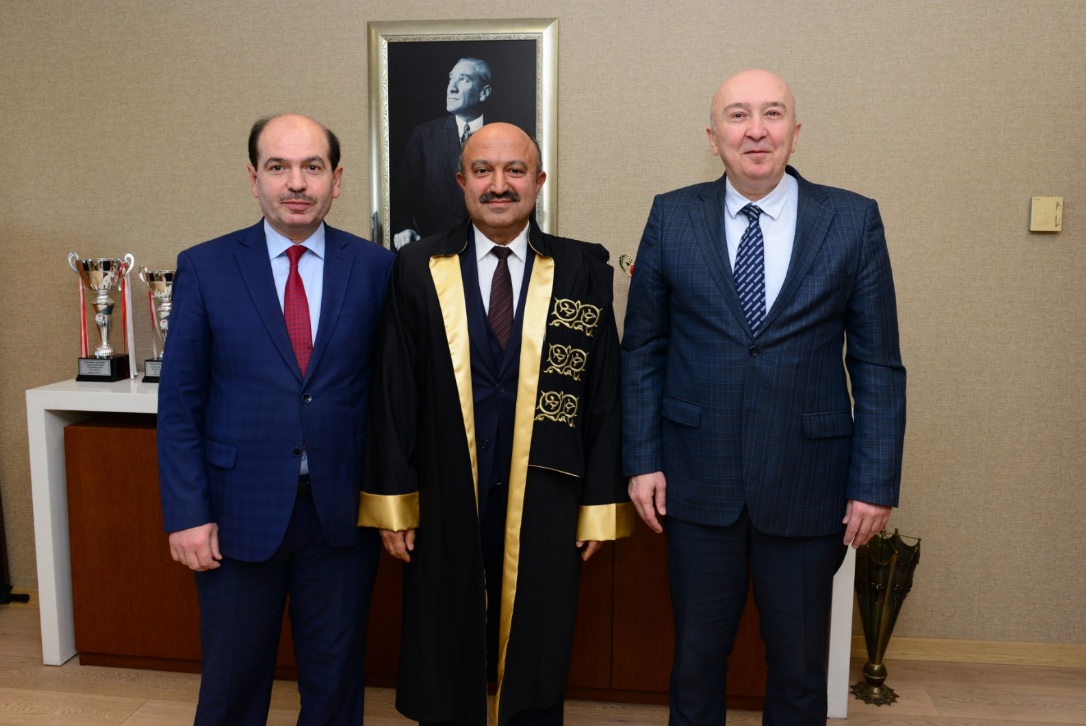 Tebrik: Doç. Dr. Ahmet ÖZ